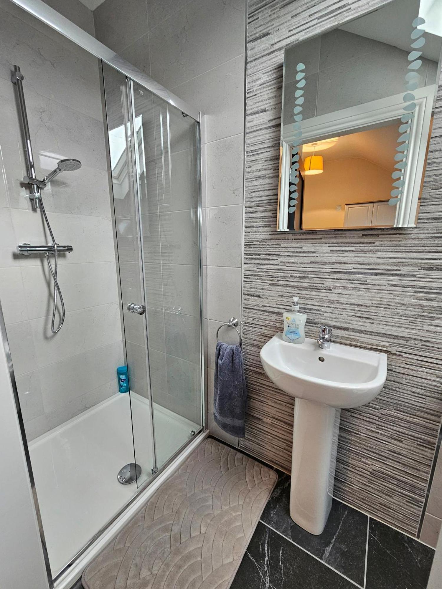 Dromod Suites المظهر الخارجي الصورة