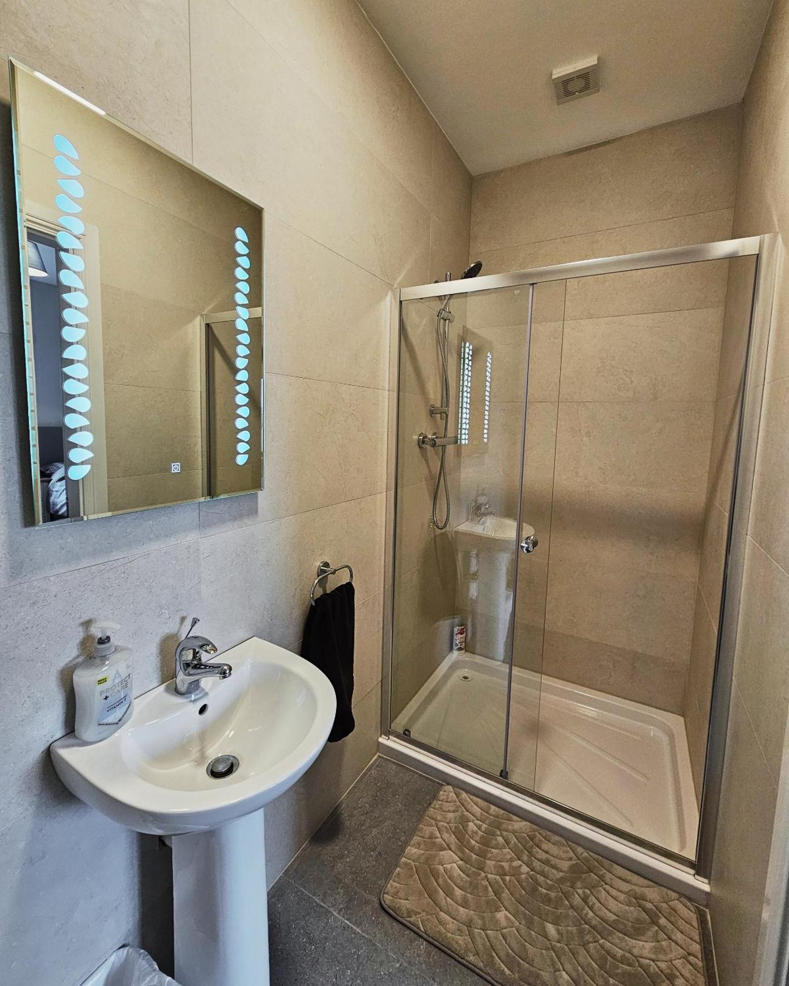 Dromod Suites المظهر الخارجي الصورة